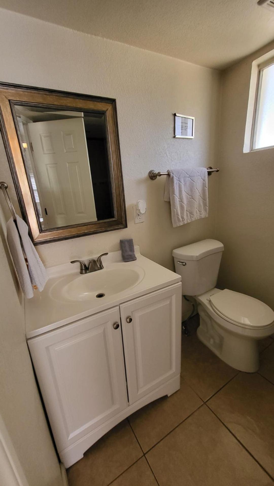 U1 - Entire 2 Bedroom Apt In Dt Phx With Pkg Phoenix Eksteriør bilde